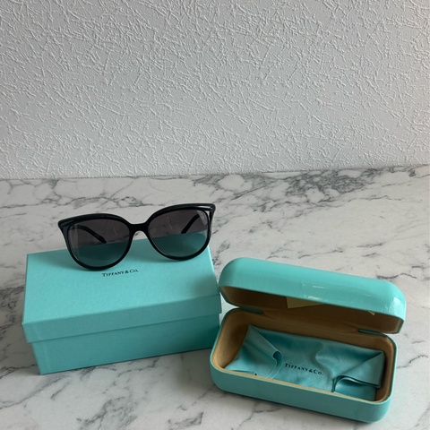 Tiffany黑色珍珠太陽眼鏡🕶️ 氣質滿滿❤️‍🔥