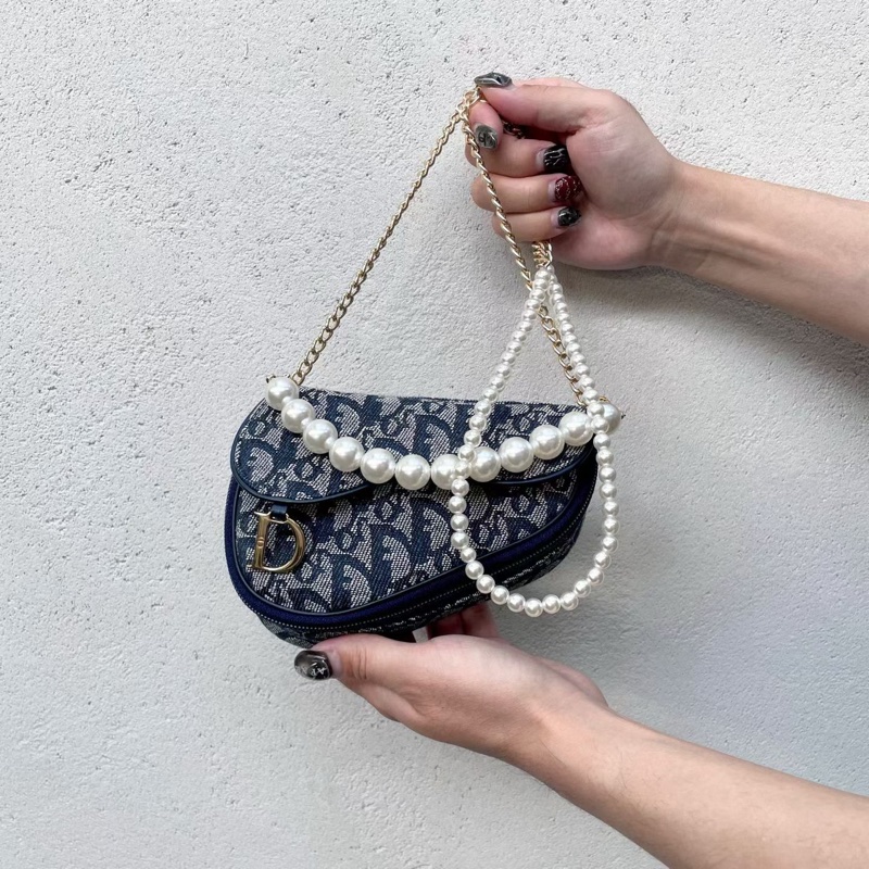 「JL精品代購」98新 Dior老花小馬鞍零錢包配上珍珠鏈條真可愛-1