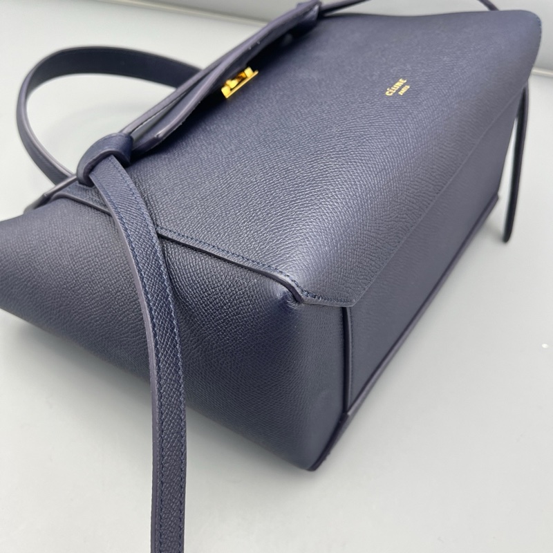 celine賽琳鯰魚包小號藏藍色/24*19*13cm/-4