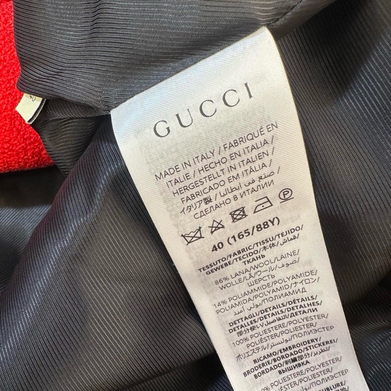 閒置新Gucci 古馳 雙G金扣刺繡大logo 羊毛開衫 外套 夾克 富家千金風 洋氣小姐姐必備 女款 尺碼：36碼/胸圍100衣長66  40碼/胸圍104衣長68 。-4