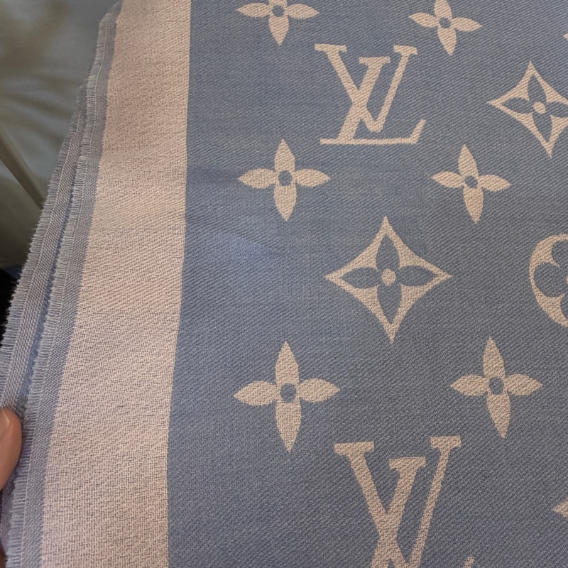 LV 淺藍粉大Logo羊毛絲質方巾M76170-1