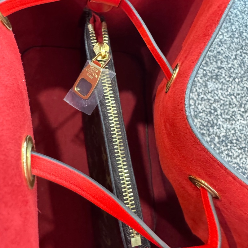 LouisVuitton路易威登 M44021 26x26x17.5 附件:無-8