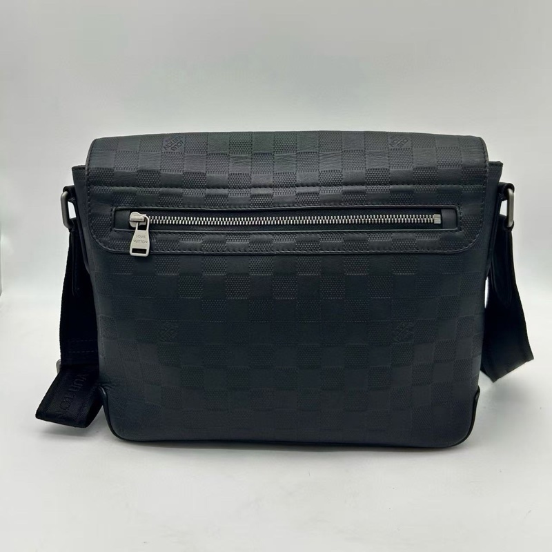 「JL精品代購」9新 Lv全皮棋盤格男士公文郵差挎包-2