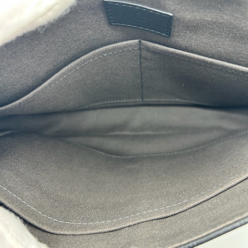 「JL精品代購」9新 Lv全皮棋盤格男士公文郵差挎包-13