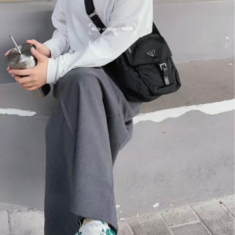 ✔️Prada降落傘布小郵差包/尼龍斜背包/肩背包-4