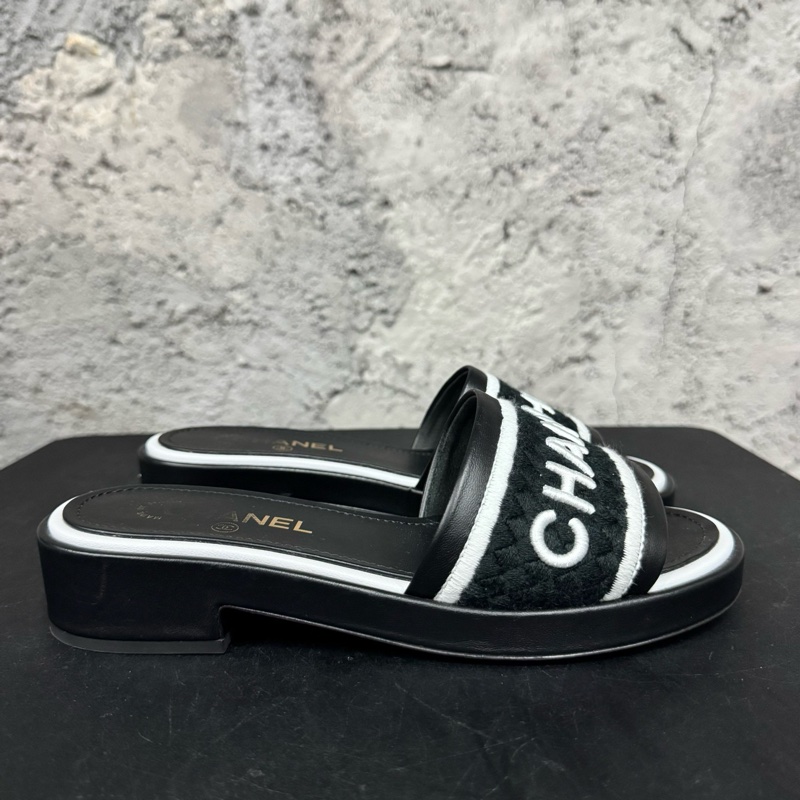 Chanel 香奈兒拖鞋黑白色 碼數39-11
