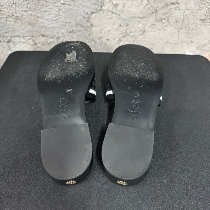 Chanel 香奈兒拖鞋黑白色 碼數39-16