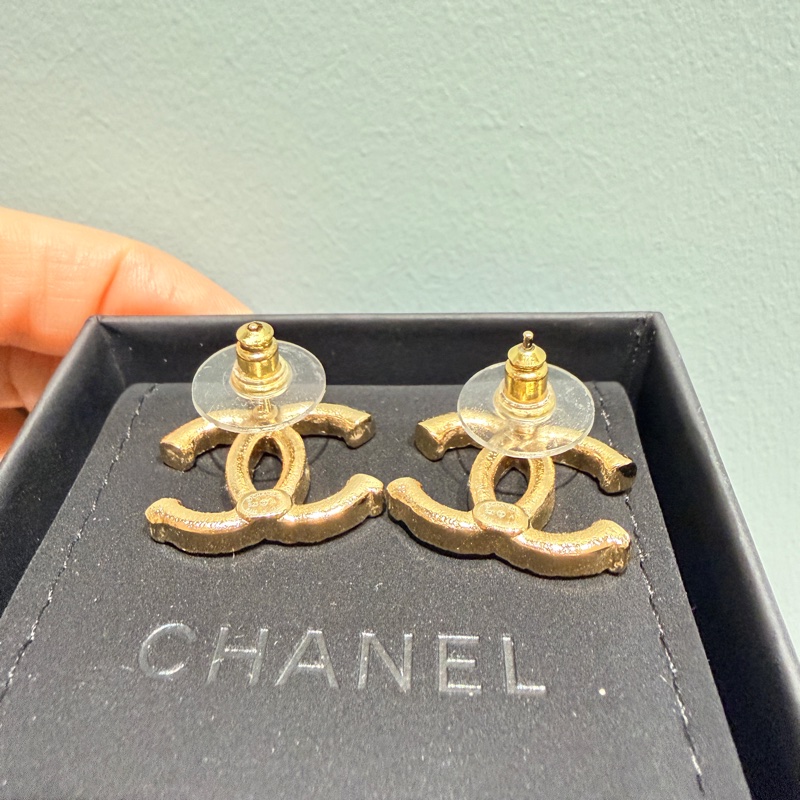 香奈兒 Chanel  雙C耳針 復古金耳針耳環 毛呢-4