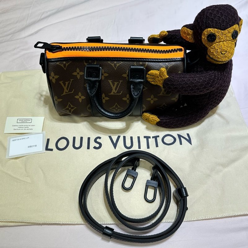 ꧁ Louis Vuitton M80118🤎 Keepall XS 手提/肩背/斜跨包🤎 經典老花【猴子包】꧂-4