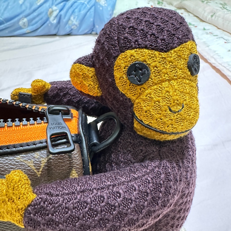 ꧁ Louis Vuitton M80118🤎 Keepall XS 手提/肩背/斜跨包🤎 經典老花【猴子包】꧂-10