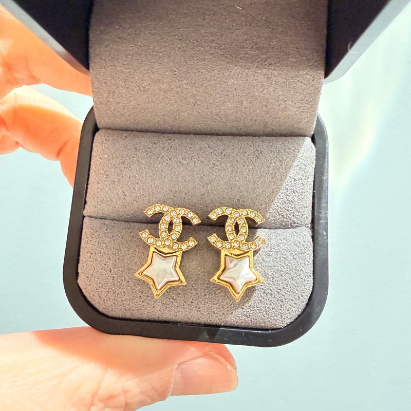 Chanel 香奈兒 水鑽星星針式耳環(金) 珍珠母貝質感耳針 雙c耳針-6