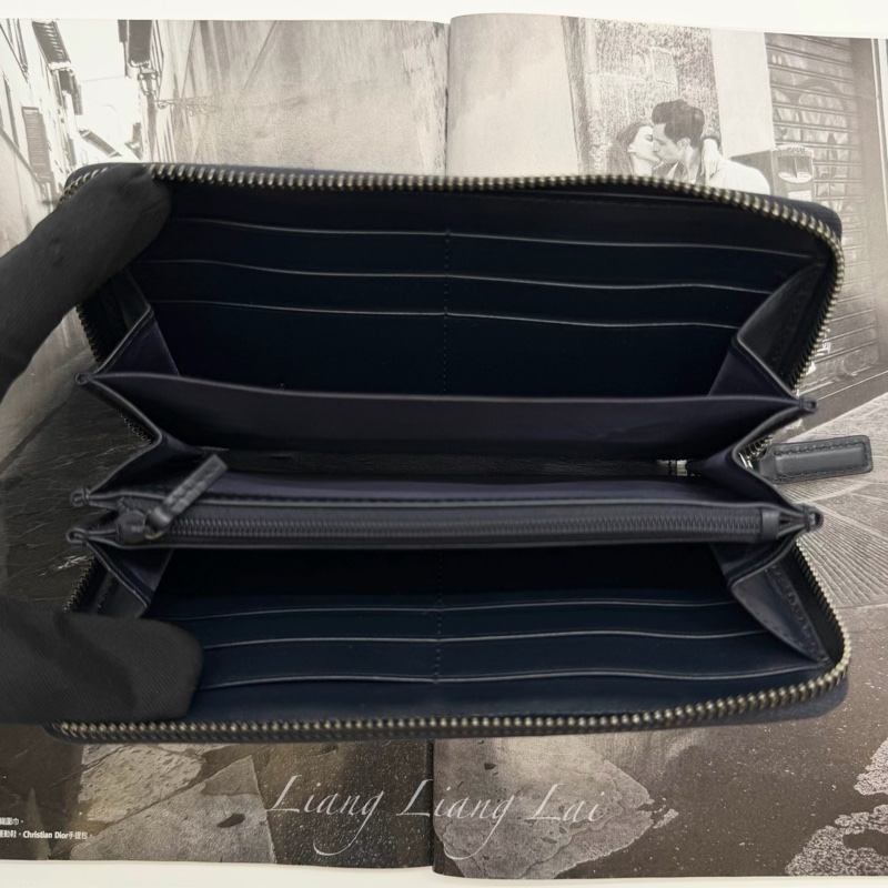 GUCCI 古馳 GG 壓紋小牛皮拉鍊深藍色長夾-4