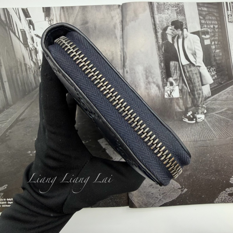 GUCCI 古馳 GG 壓紋小牛皮拉鍊深藍色長夾-18