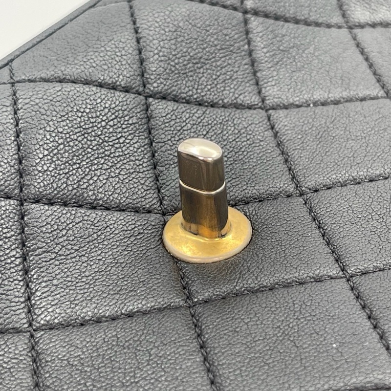 「JL精品代購」香奈兒黑金19Bag皮穿手柄handle小號2way郵差包-16