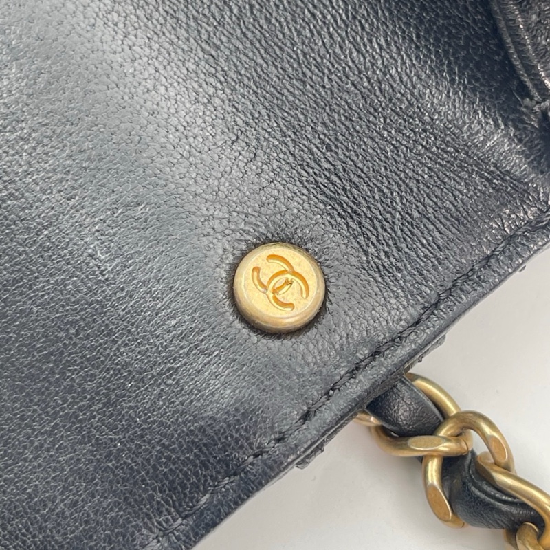 「JL精品代購」香奈兒黑金19Bag皮穿手柄handle小號2way郵差包-18