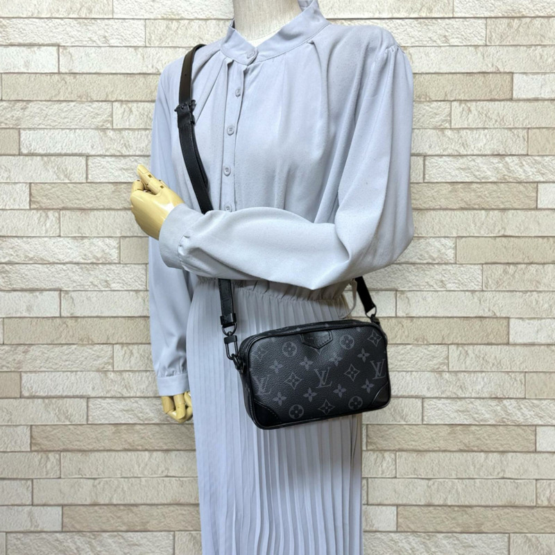 二手路易威登 Trocadero 穿戴式皮夾 Monogram Eclipse 單肩包，M14253 黑色，男士-1