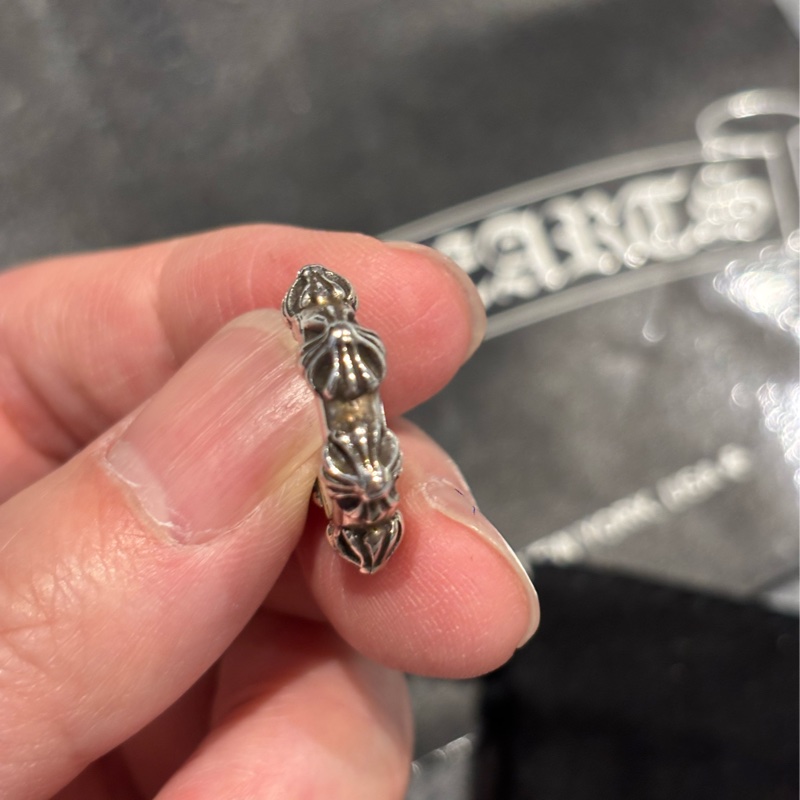 Chrome Hearts 五十字花 環狀耳環(高價款)-1