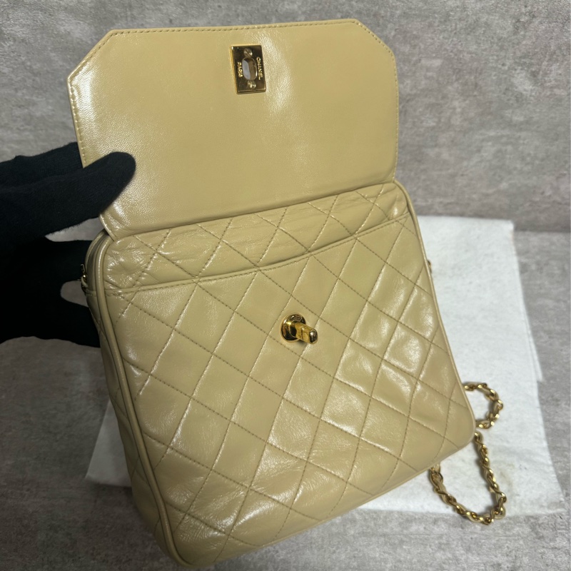 正品 Chanel vintage奶茶色菠蘿釦方包-10