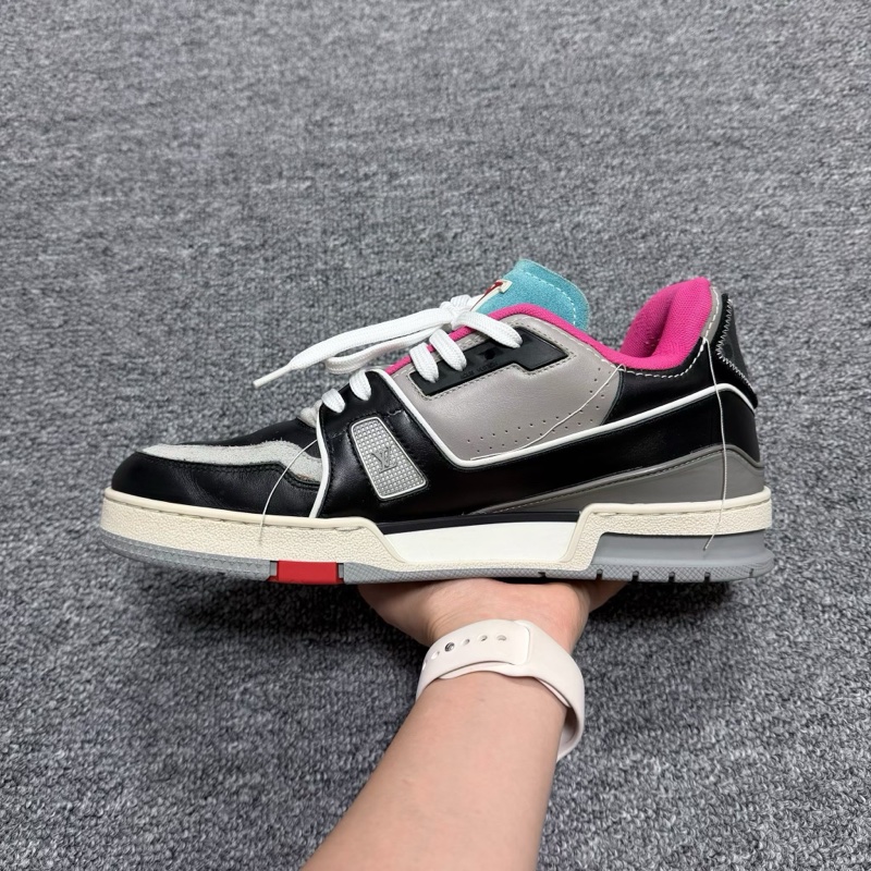Louis Vuitton LV Trainer 黑灰粉秀款低幫板鞋 42碼 UK8-3