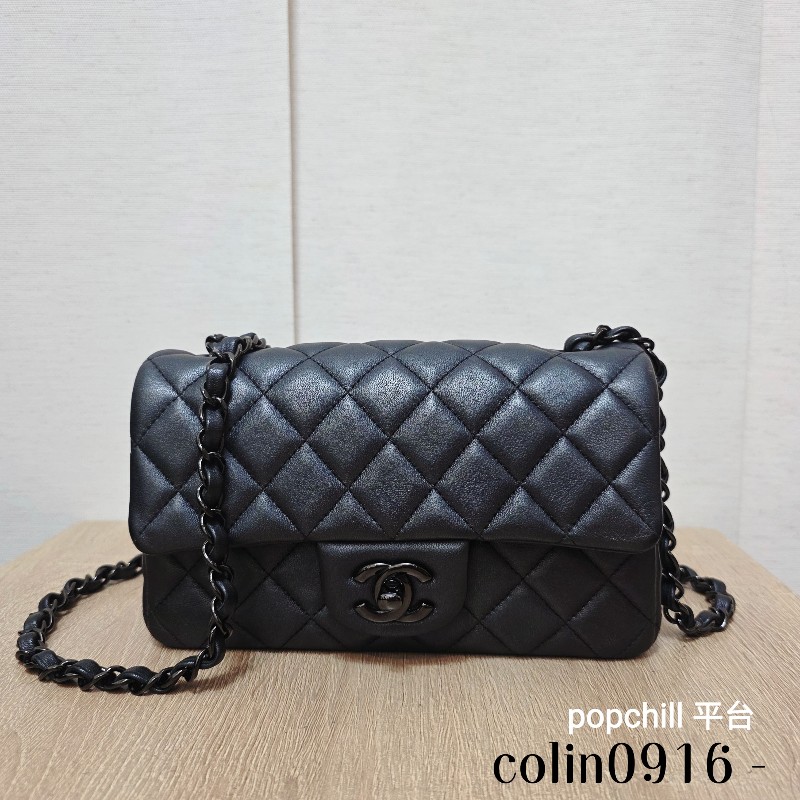 [新年優惠持續中🧧] Chanel香奈兒 銀黑羊皮菱格黑釦Mini CF20肩斜背-0