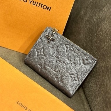 LV Lisa錢包短夾 銀灰缺貨色-12