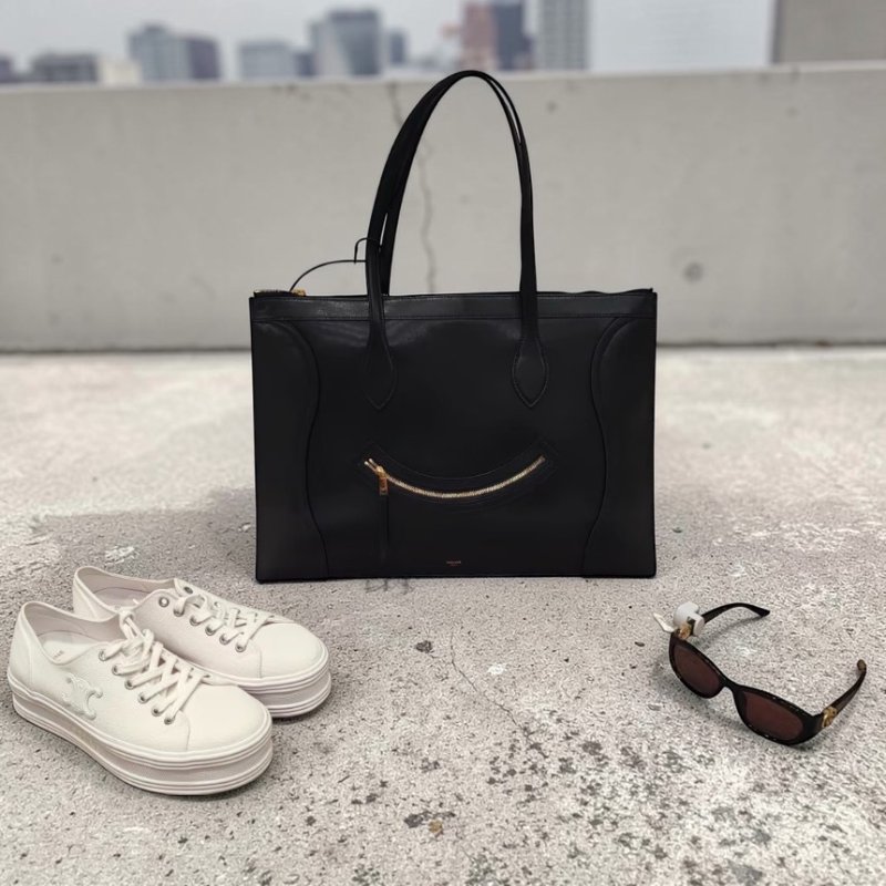 🌺2026春夏新品特價上市🌺 Celine 123963 Flat cabas New luggage 包 黑色-3