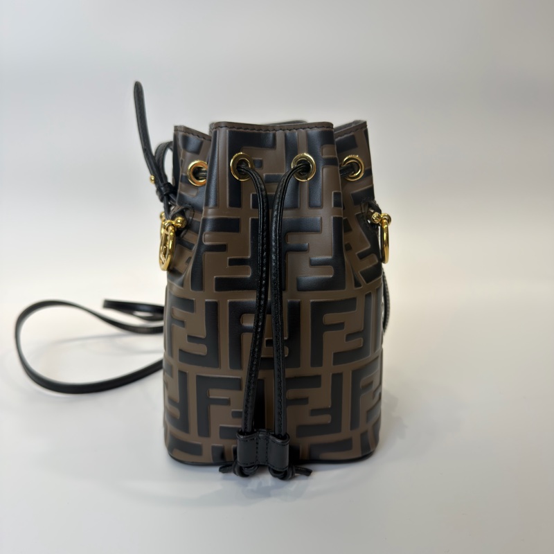 FENDI老花壓紋小水桶-6