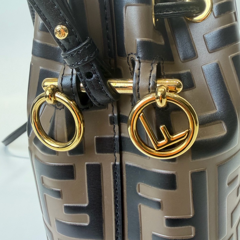 FENDI老花壓紋小水桶-22