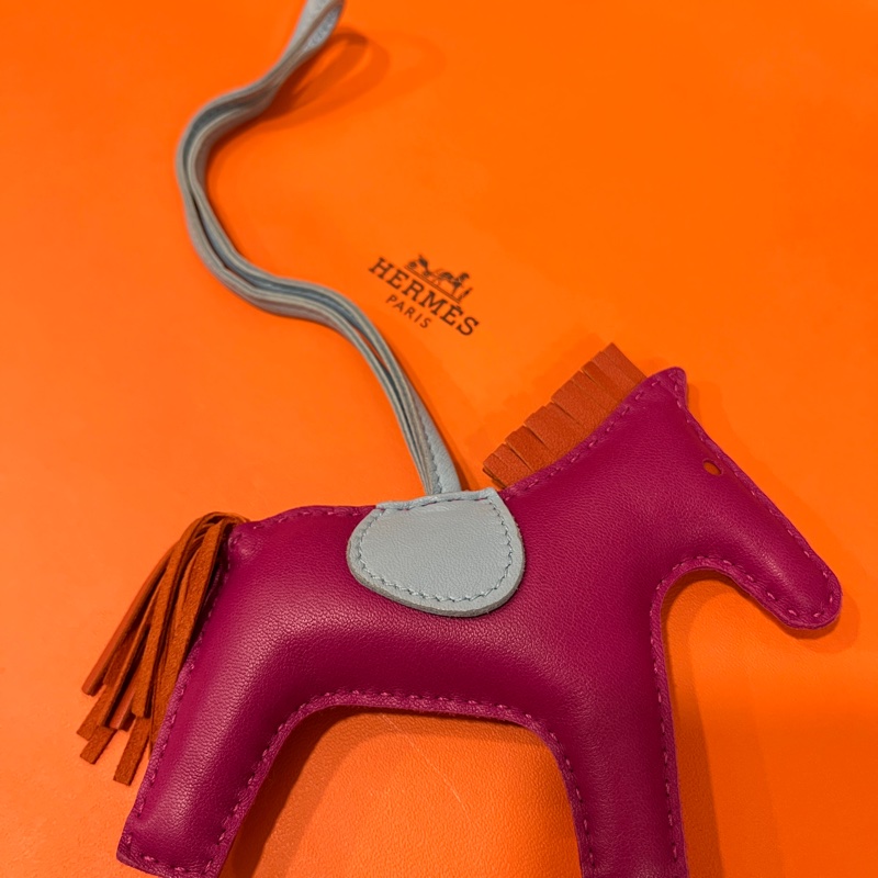 Hermes/愛馬仕Swift皮革 Rodeo MM Charm小馬掛飾(桃紅/水藍/橘)-1