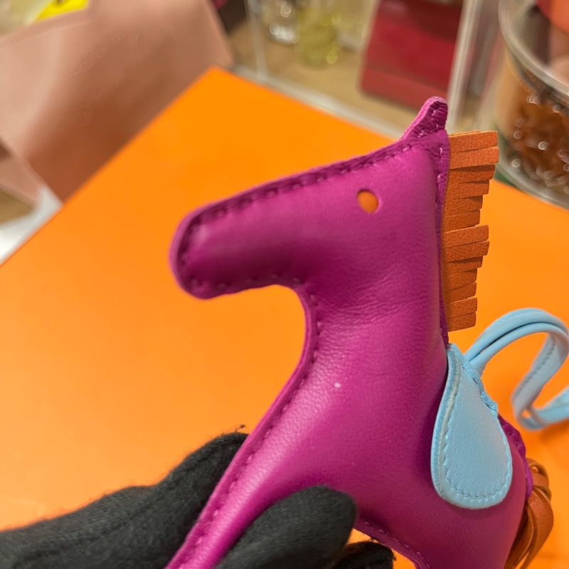 Hermes/愛馬仕Swift皮革 Rodeo MM Charm小馬掛飾(桃紅/水藍/橘)-5