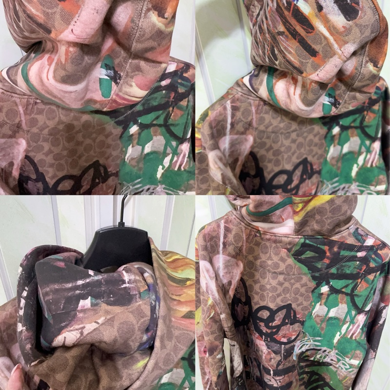 全新Coach 與紐約傳奇塗鴉藝術家組合聯名合作的有機棉連帽上衣-6