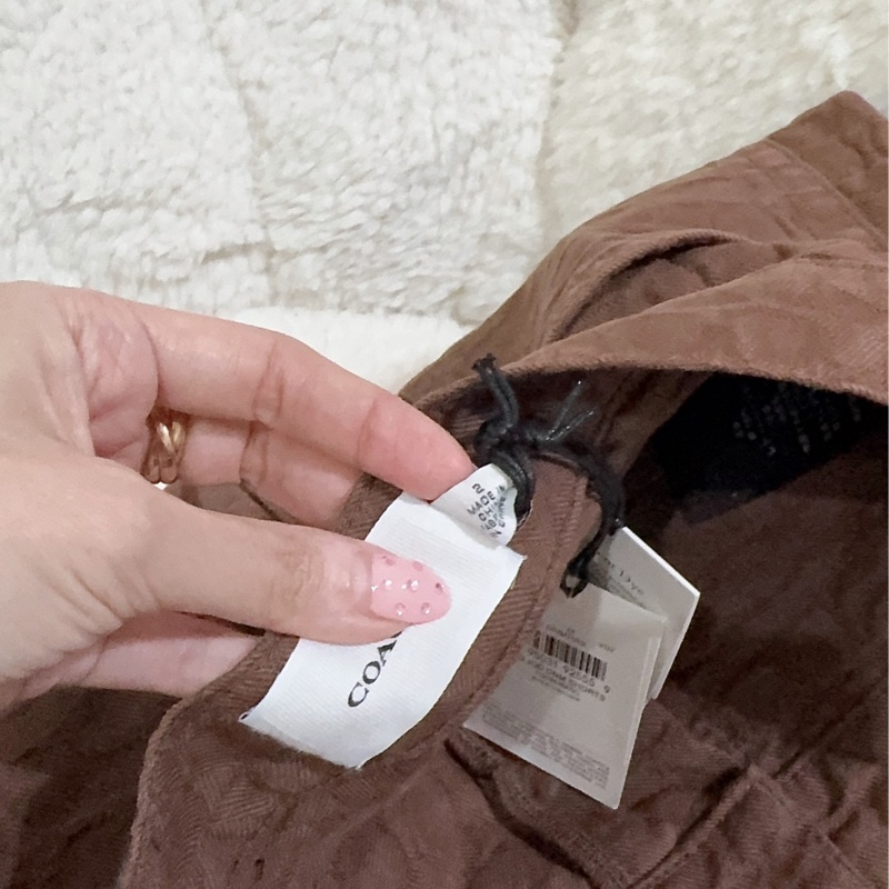 全新 coach巧克力色牛仔短褲（M號）-7