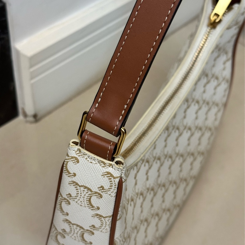 Celine Ava 老花腋下包-6