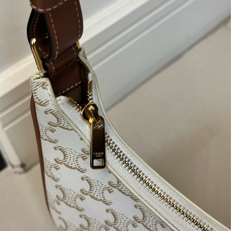 Celine Ava 老花腋下包-7