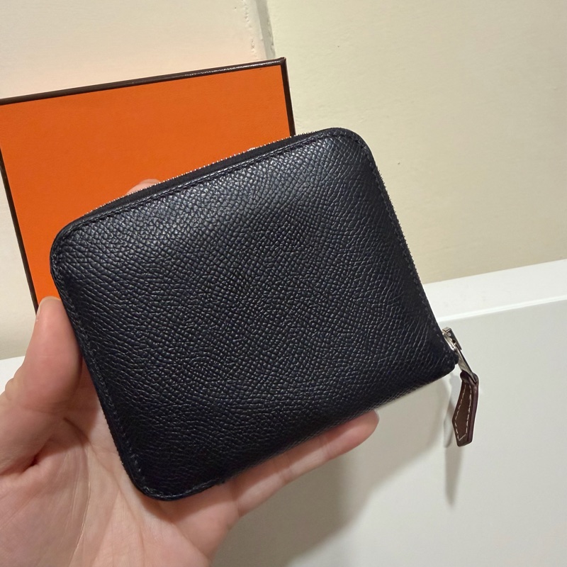 Hermes 愛馬仕 自由之城 狗來富 絲巾短夾 黑-2