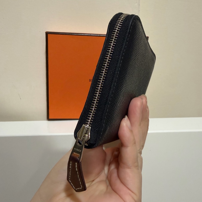 Hermes 愛馬仕 自由之城 狗來富 絲巾短夾 黑-4