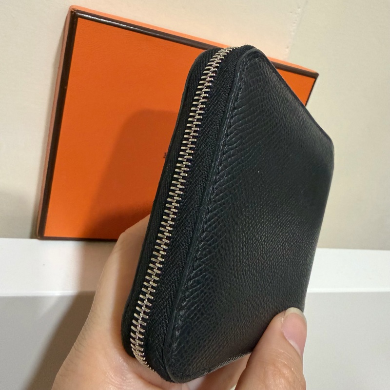 Hermes 愛馬仕 自由之城 狗來富 絲巾短夾 黑-7