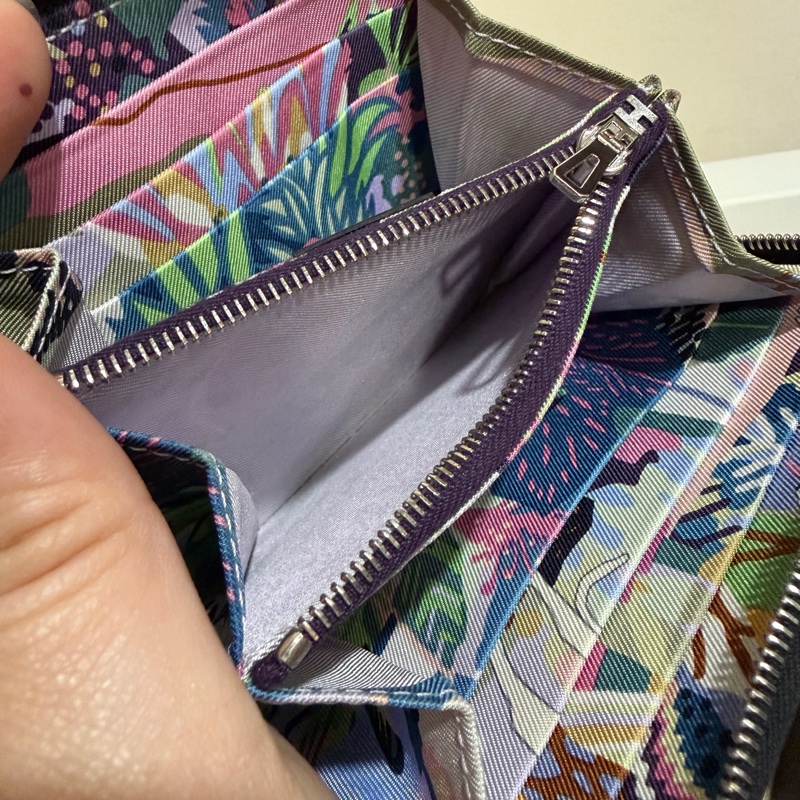 Hermes 愛馬仕 自由之城 狗來富 絲巾短夾 黑-24