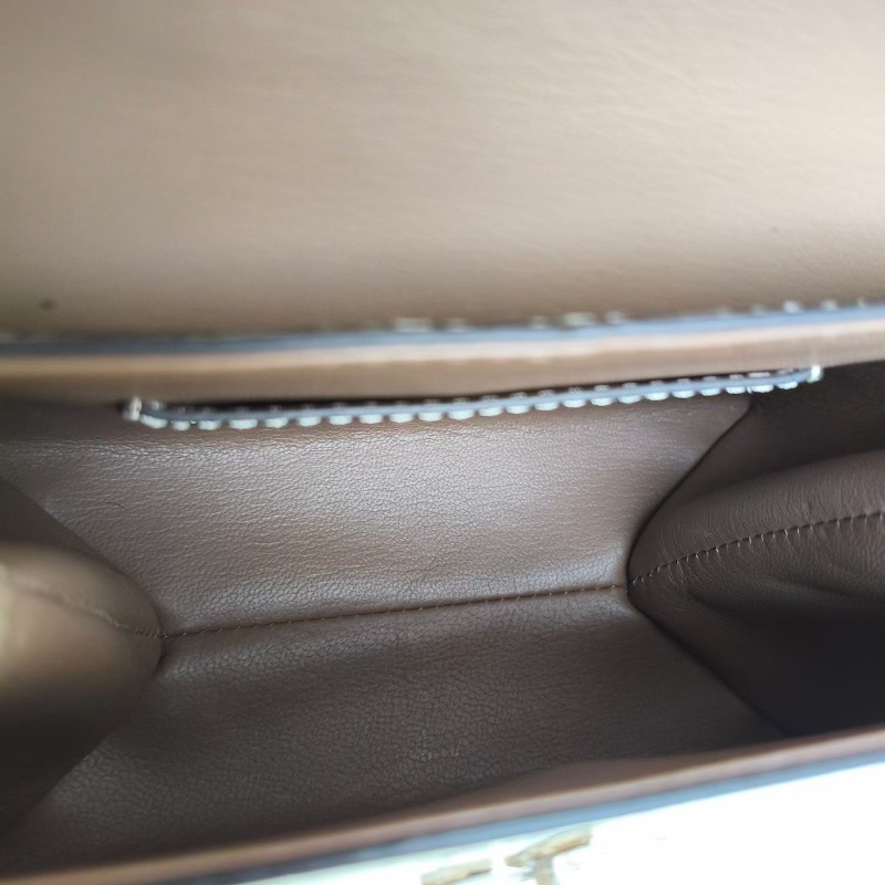 LV 喜馬拉雅 撒哈拉 風中玫瑰 稀有款19x9x15 全新配件塵袋盒子-2