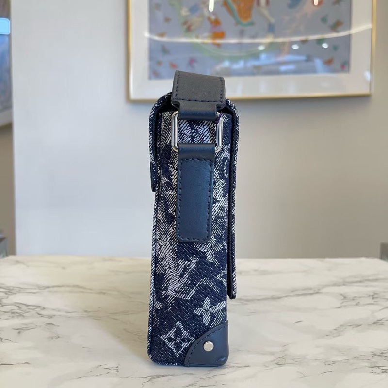 LV Trunk Tapestry老花滿印丹寧郵差硬盒子包 24*5.5*18 98新配件塵袋-6