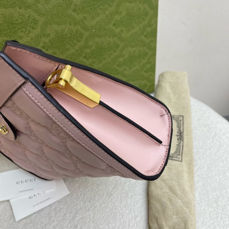 GUCCI Matelassé金色徽標鏈條帆布雙肩帶 粉色 夾子包  25.91*7.87*17.53cm  全新配件塵袋-3