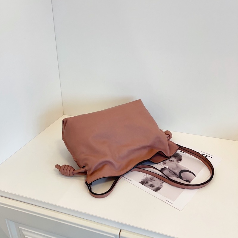 Loewe Flamenco抽繩福袋包 中號豆沙色29*20*10  98新配件塵袋-6