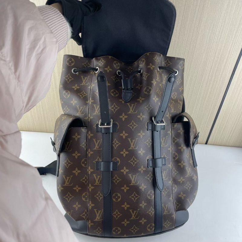LV Christopher 老花 後背包登山包 小號 芯片款34*44*12 98新配件塵袋-2