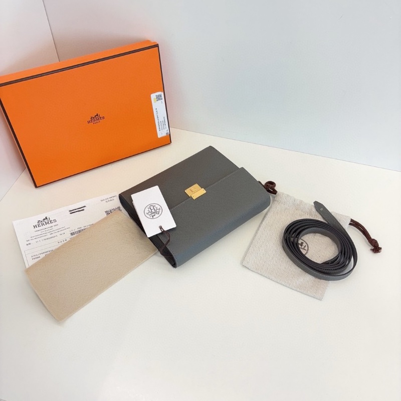 Hermes 經典小方包Clic 16 積雨雲灰金扣 epsom皮  16*14  全新閒置配件塵袋盒子-5