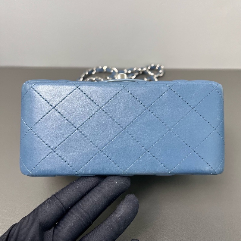 CHANEL CF方胖子 羊皮藍色 銀扣鏈 16*7*12cm  98新配件保卡塵袋-4