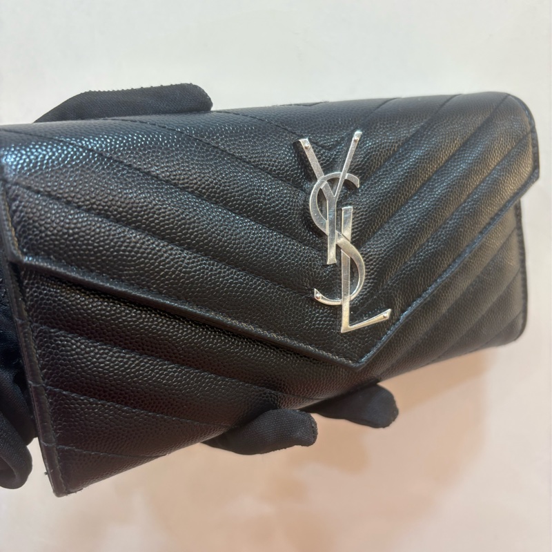 ysl 黑銀魚子醬信封式長夾-0