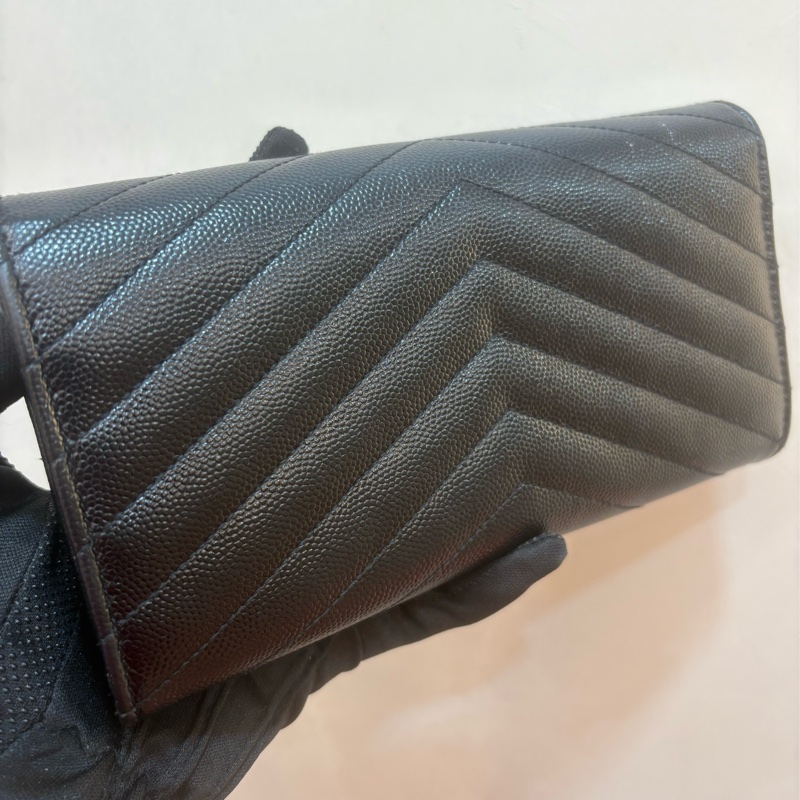 ysl 黑銀魚子醬信封式長夾-3