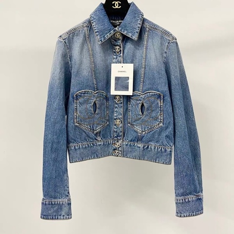 ⭐️ Chanel Jacket 外套