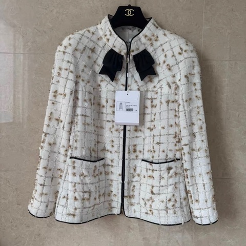 ⭐️ Chanel Jacket 外套