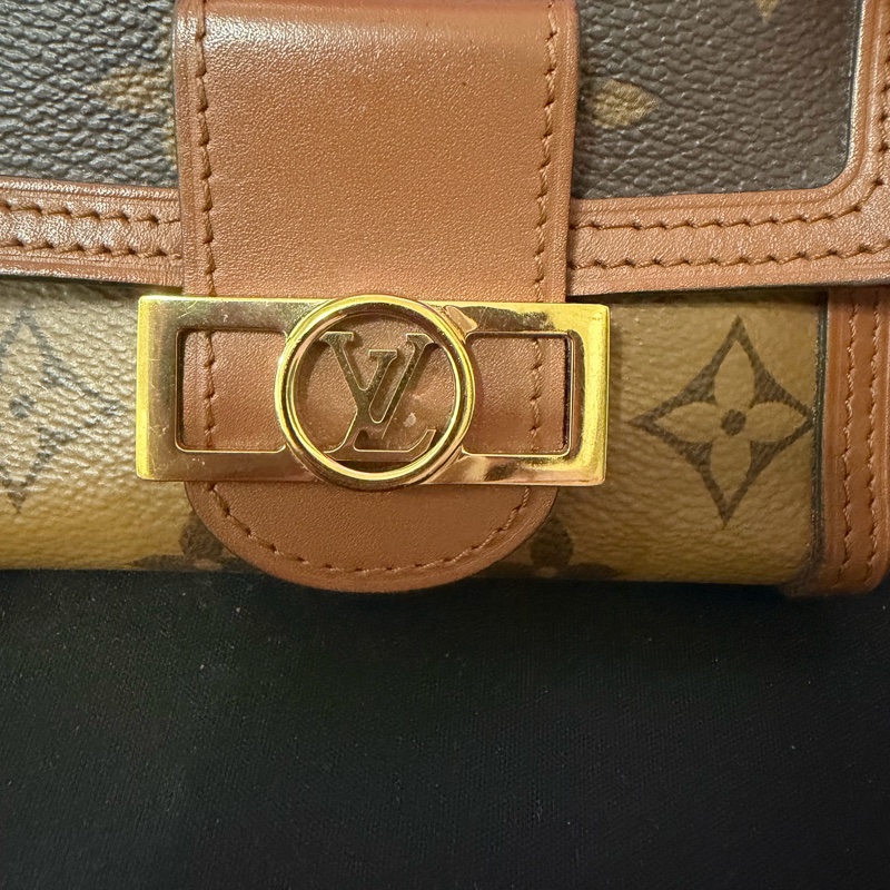 LV達芙妮短夾-11